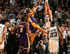 圣安东尼奥马刺清晨绝杀压哨，志在NBA常规赛名次提升，目标明确，资深球员宣示担当的简单介绍-开云kaiyun在线登入